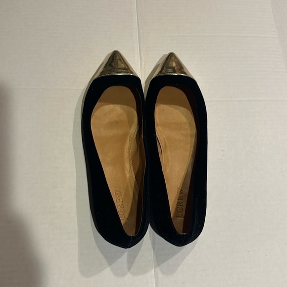J. Crew Factory Shoes - J Crew Amelia velvet cap gold toe flats black velvet pointy shoes size 8 1/2